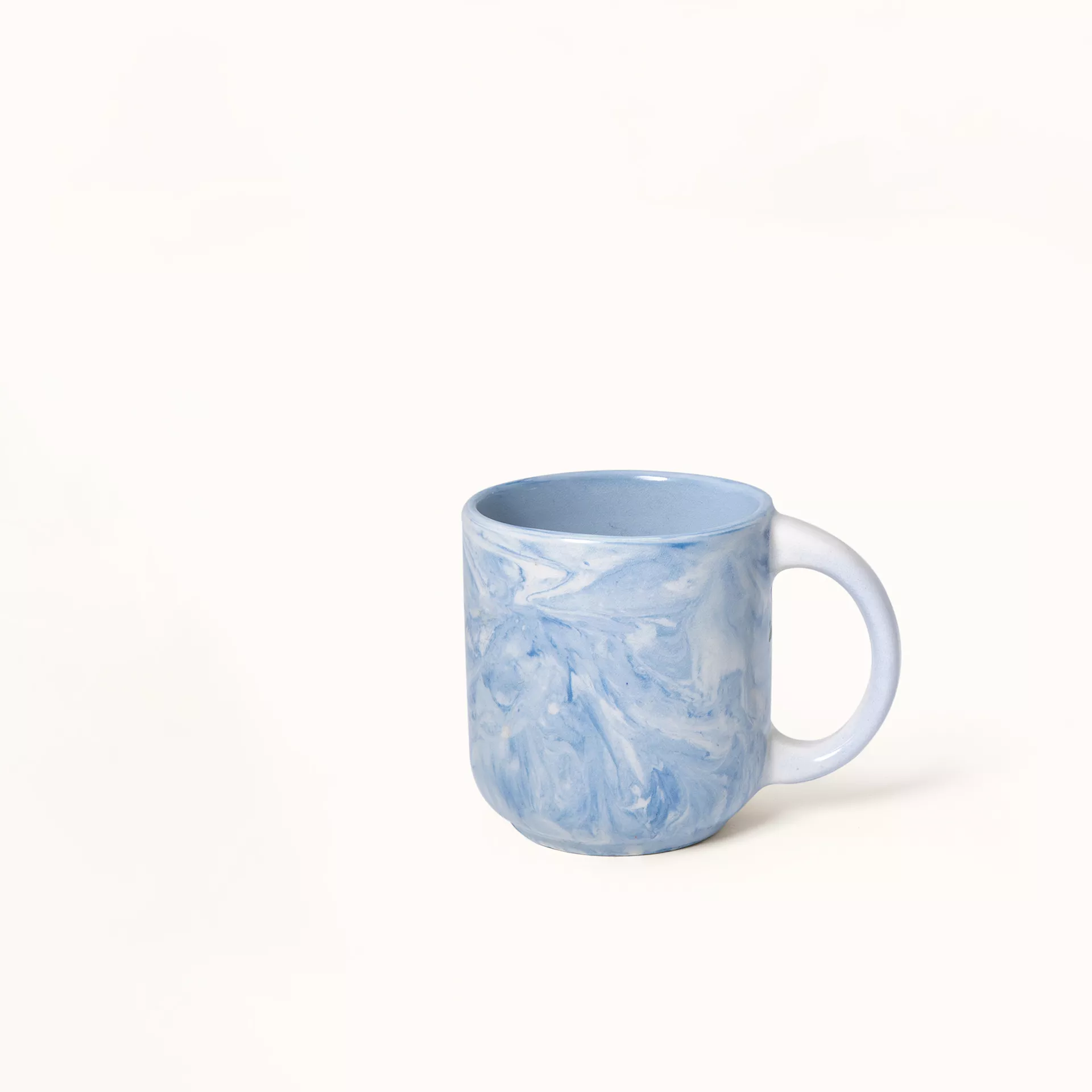 Ceramic or glass mugs: Which one is better? - Ellementry